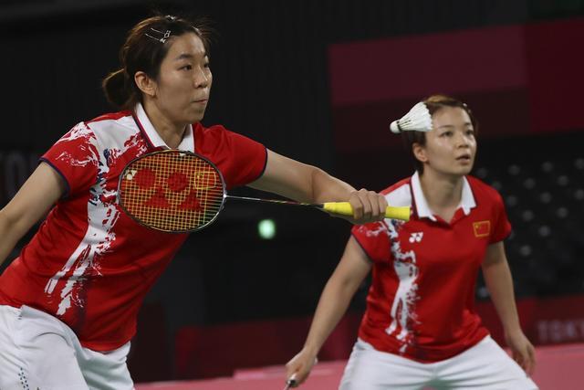 中国队逆转印尼队,辛杜带队取胜 中国队逆转印尼队,辛杜带队取胜