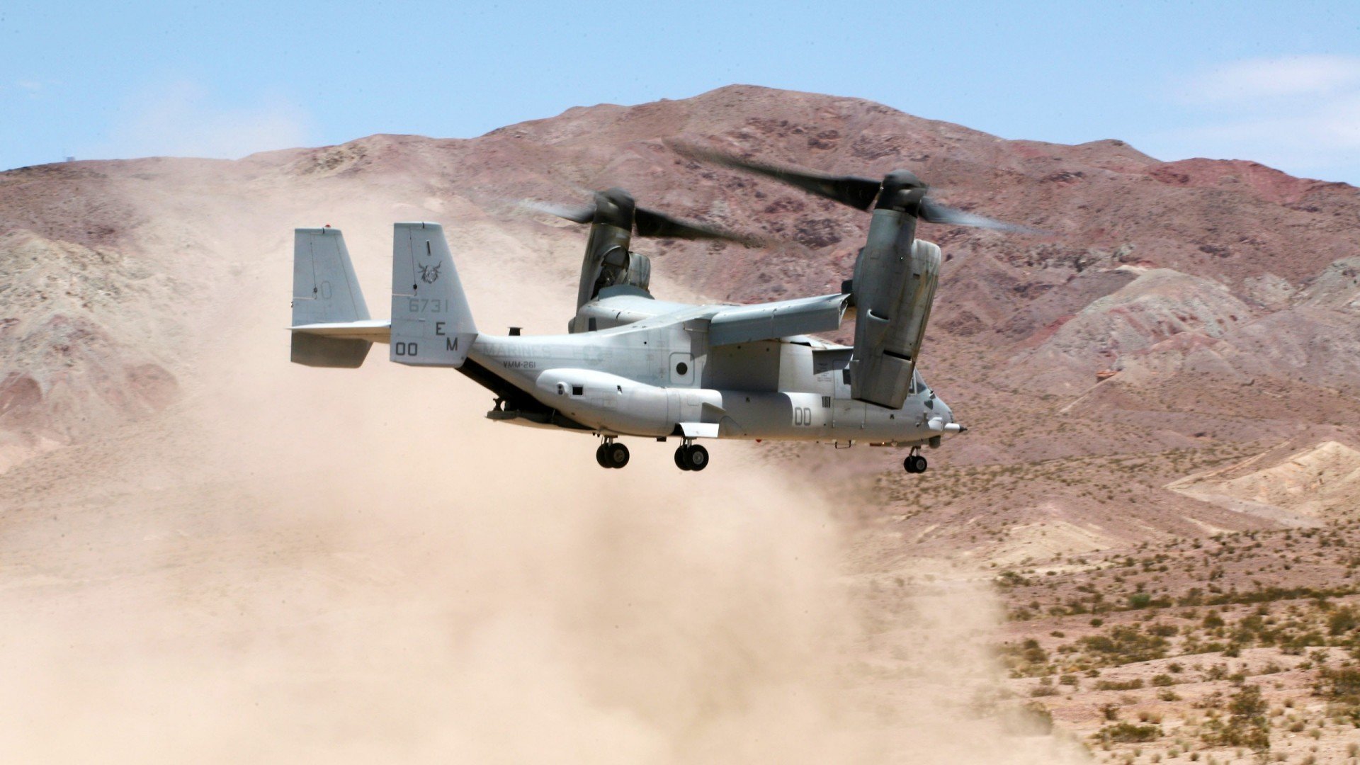 当辽宁工业铁流撞上希腊神话，字母哥在错位时空中重写篮球法则